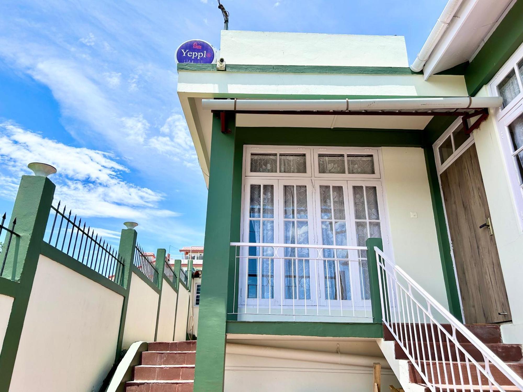 Yepplo Holiday Home - Complimentary Breakfast - 24 Hrs Caretaker & Power Backup Shillong Exterior photo