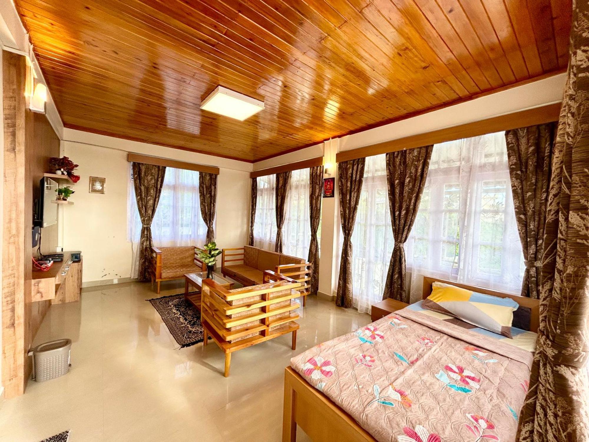Yepplo Holiday Home - Complimentary Breakfast - 24 Hrs Caretaker & Power Backup Shillong Exterior photo