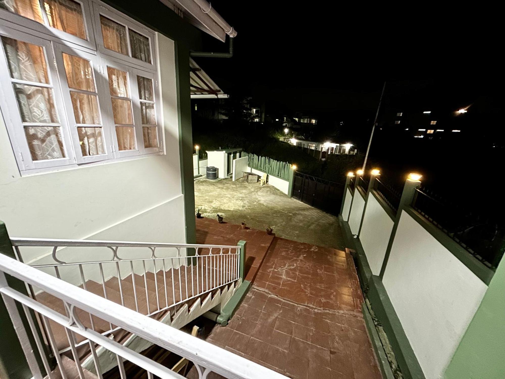 Yepplo Holiday Home - Complimentary Breakfast - 24 Hrs Caretaker & Power Backup Shillong Exterior photo