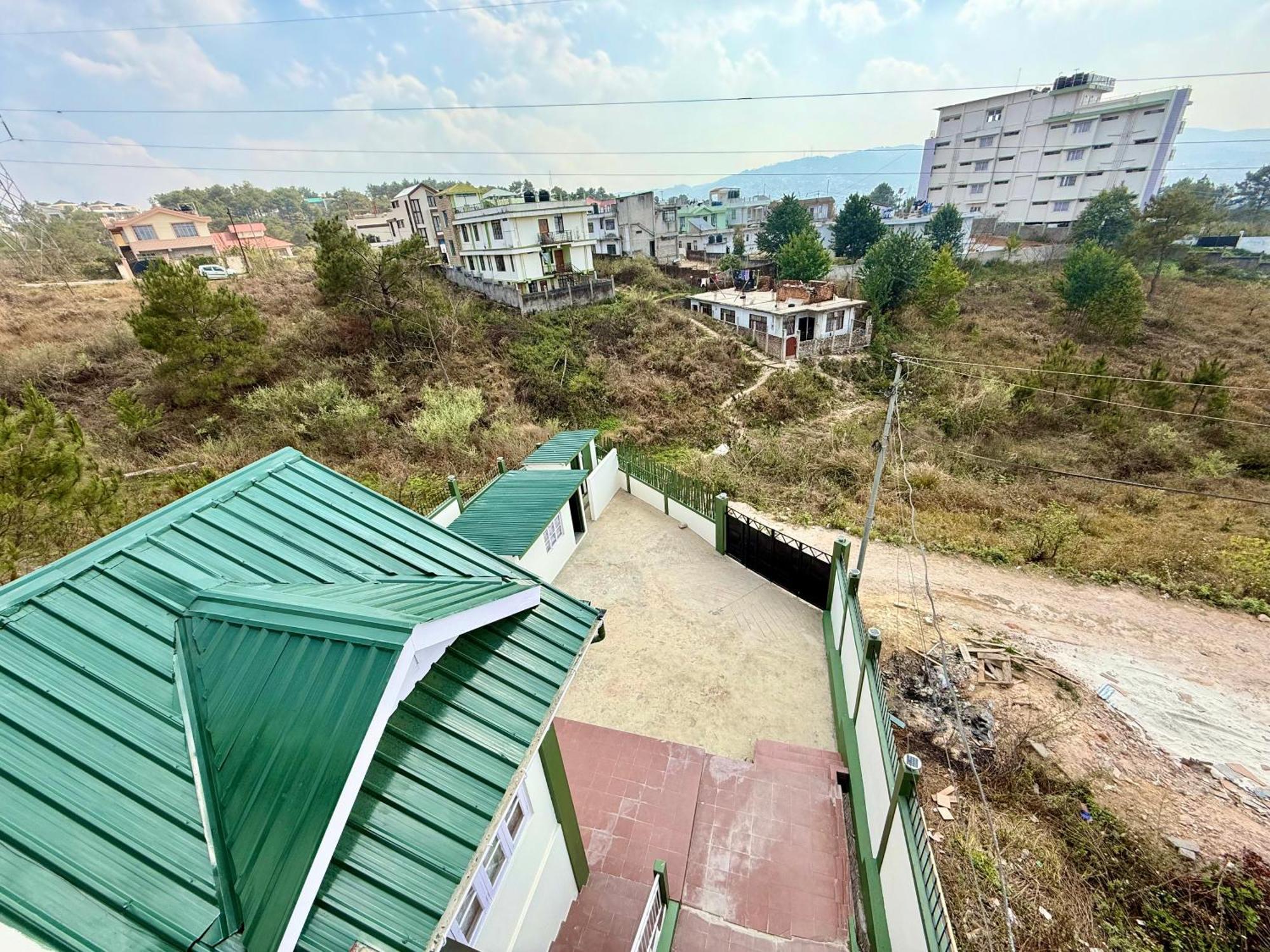 Yepplo Holiday Home - Complimentary Breakfast - 24 Hrs Caretaker & Power Backup Shillong Exterior photo