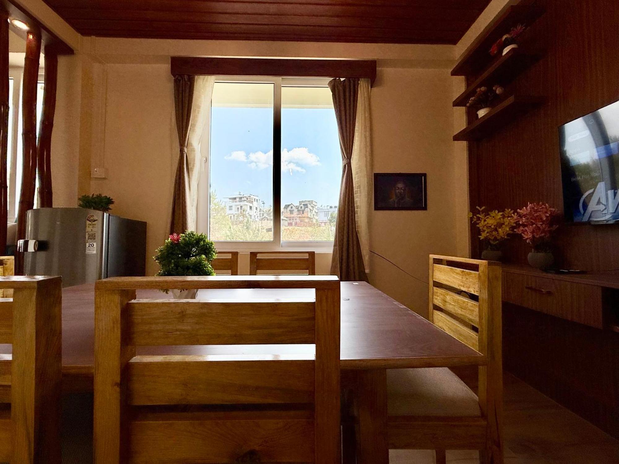 Yepplo Holiday Home - Complimentary Breakfast - 24 Hrs Caretaker & Power Backup Shillong Exterior photo